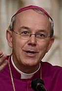 biskup Schneider