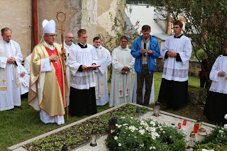 Návštěva relikvie sv. Jana Vianneye v Klášterci