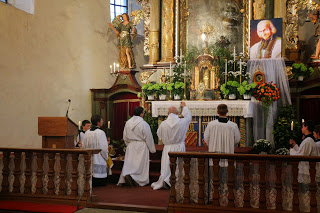 Návštěva relikvie sv. Jana Vianneye v Klášterci